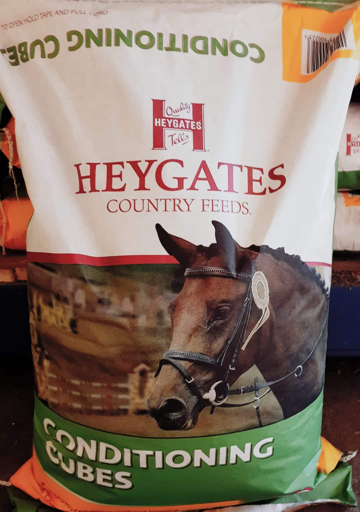 Heygates Horse Conditioning Cubes 20kg Red Horse Vale Fuels